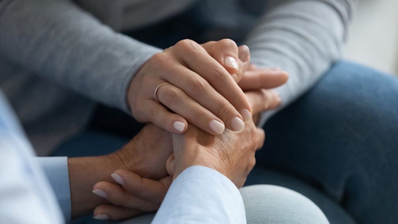early warning signs of alzheimers in seniors hero