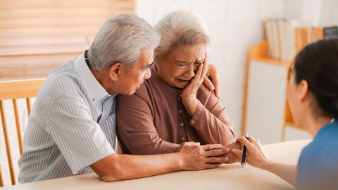 what are the signs of alzheimers hero